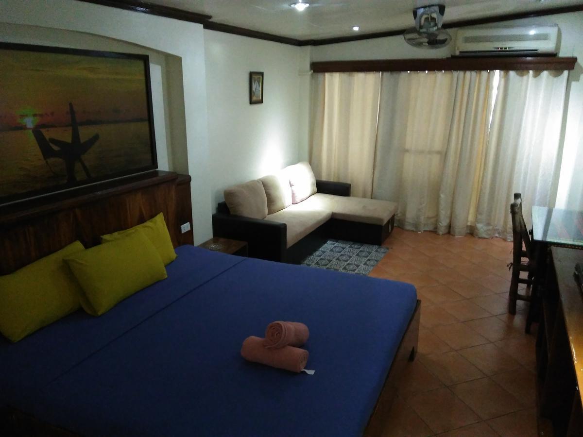 แมงโกส บีชฟรอนต์ รีสอร์ต Hotel โอลองกาโป ภายนอก รูปภาพ