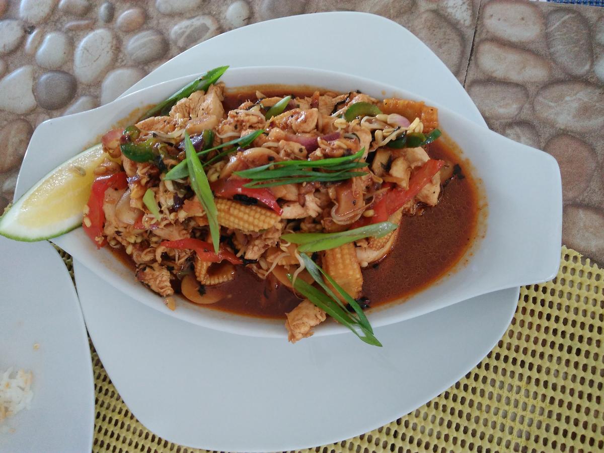 แมงโกส บีชฟรอนต์ รีสอร์ต Hotel โอลองกาโป ภายนอก รูปภาพ